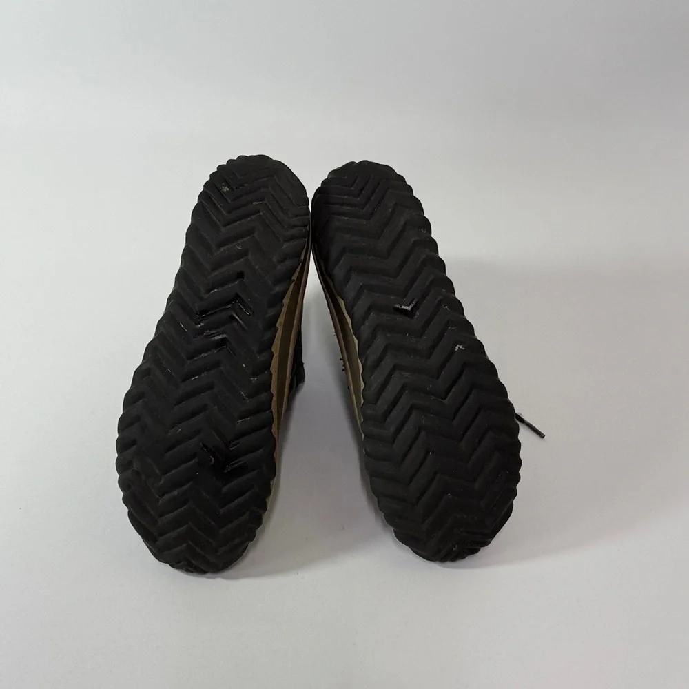Sorel Out N About Waterproof Leather and Rubber Ankle Boots Sz 6